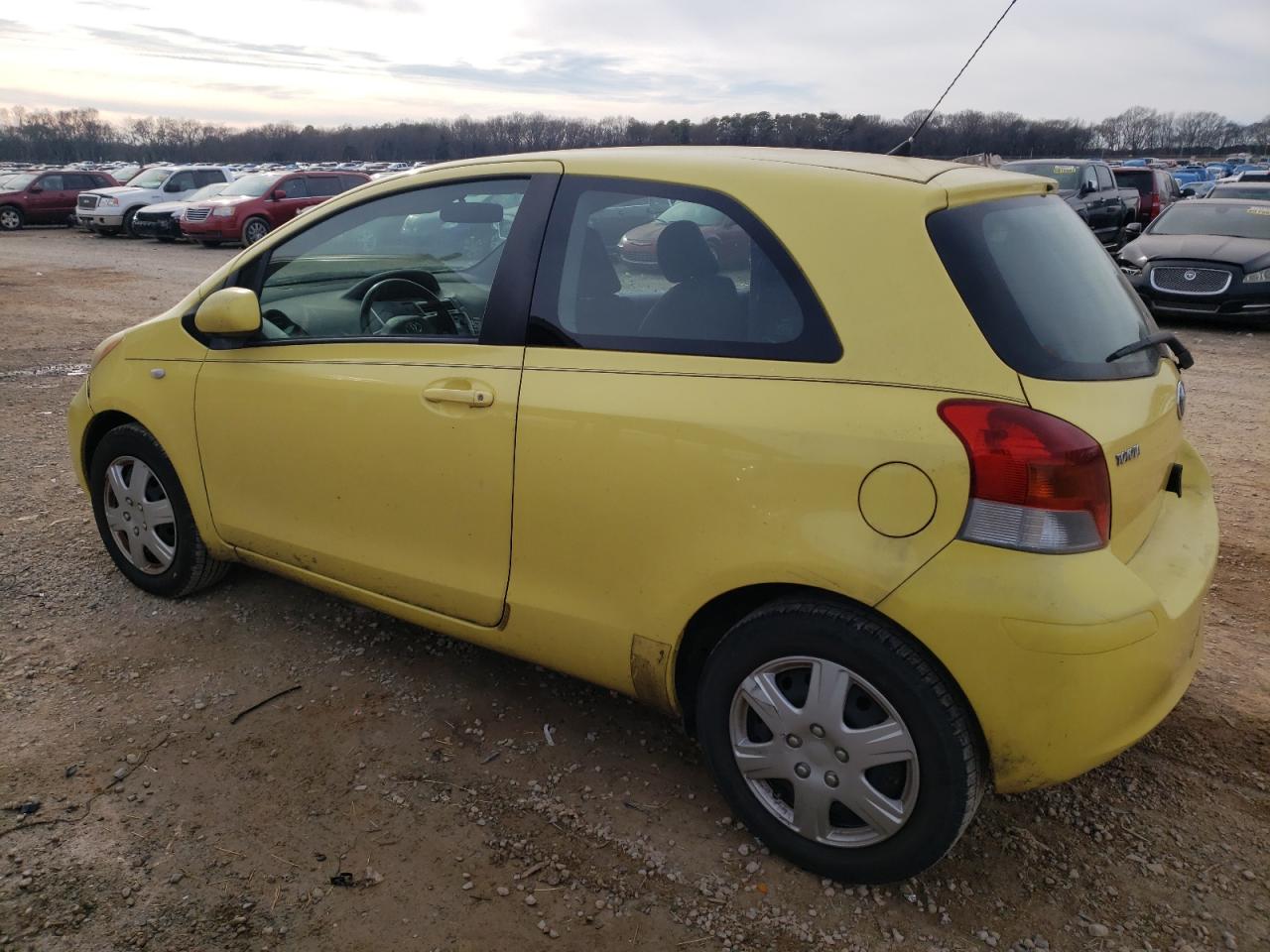 Image 2 of 2009 TOYOTA YARIS  2009 with VIN JTDJT903495252781