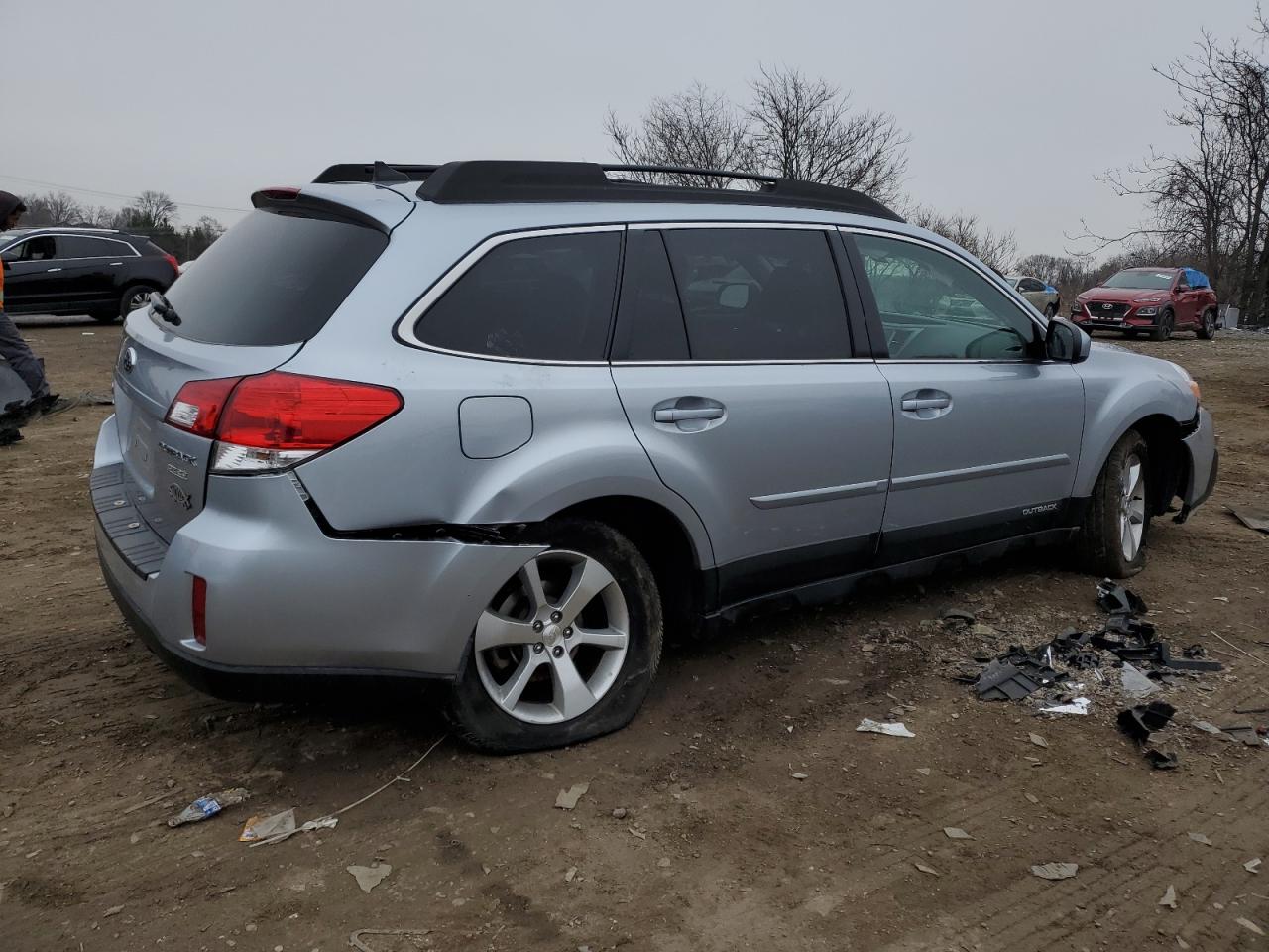 Image 3 of 2013 SUBARU OUTBACK 2.5I LIMITED 2013 with VIN 4S4BRBKC8D3210587