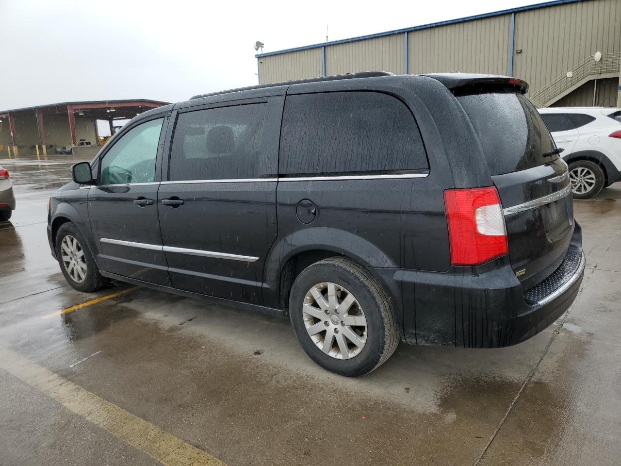 Изображение 2 2014 CHRYSLER TOWN & COUNTRY TOURING 2014 с VIN 2C4RC1BG3ER160885