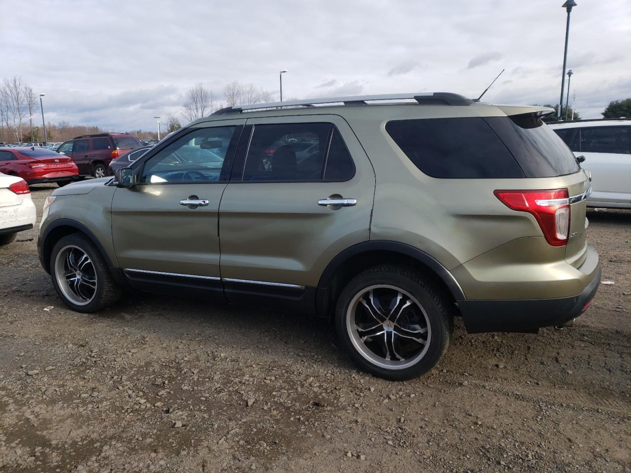 Изображение 2 2013 FORD EXPLORER XLT 2013 с VIN 1FM5K8D85DGA63960