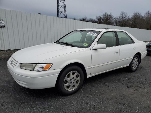 Obraz 1 z 1999 TOYOTA CAMRY LE 1999 z VIN JT2BF28K2X0199113