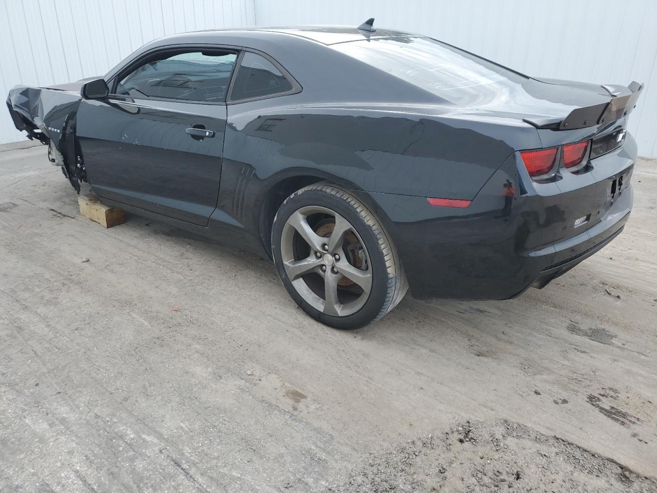Image 2 of 2013 CHEVROLET CAMARO LT 2013 with VIN 2G1FC1E36D9149530