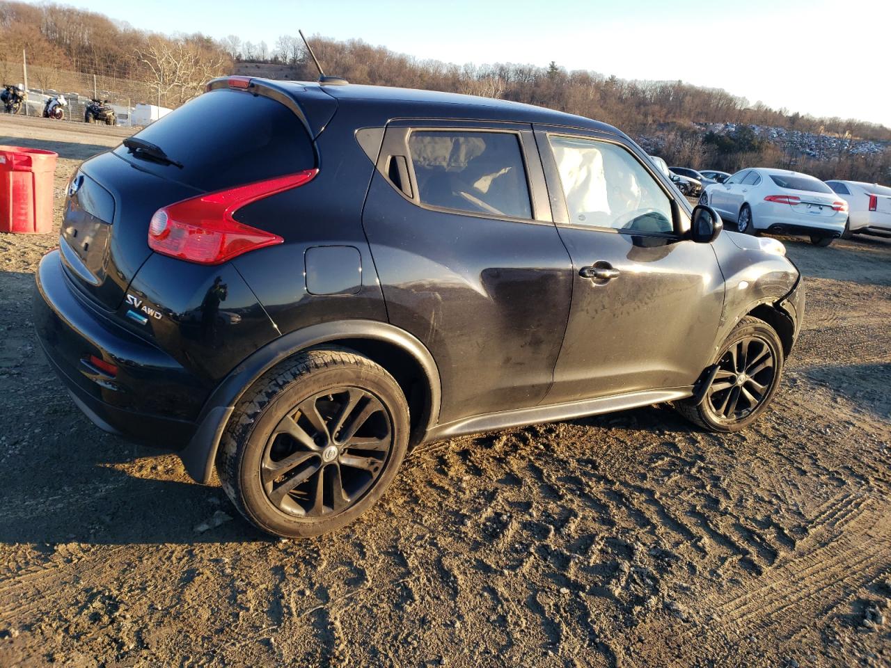 Image 3 of 2013 NISSAN JUKE S 2013 with VIN JN8AF5MVXDT214914