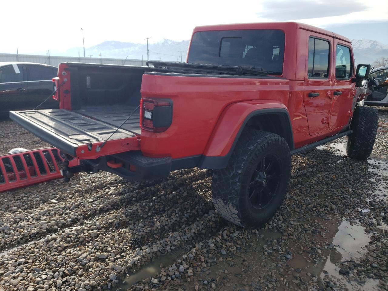 Image 3 of 2020 JEEP GLADIATOR MOJAVE 2020 with VIN 1C6JJTEG5LL208488
