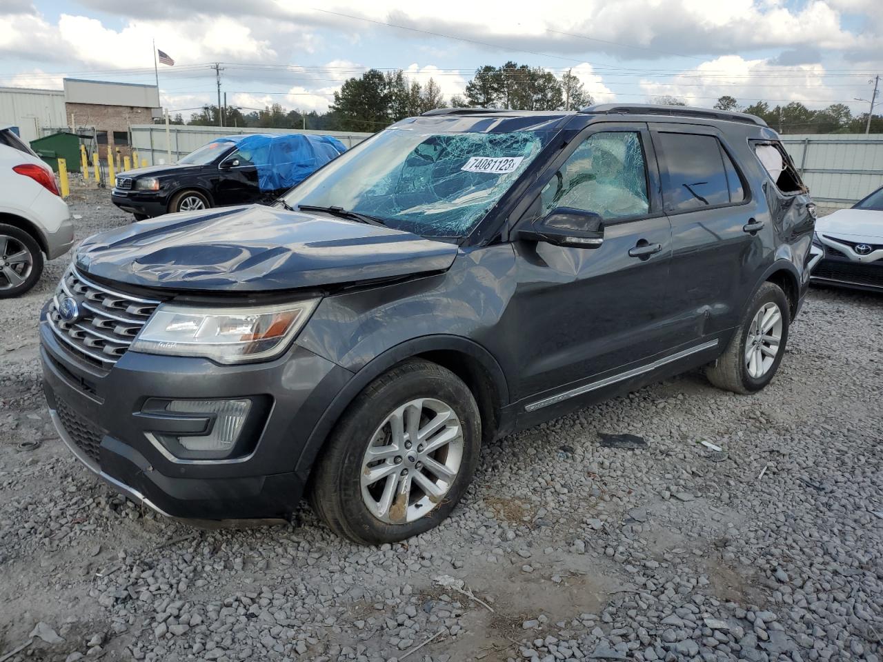 Изображение 1 2017 FORD EXPLORER XLT 2017 с VIN 1FM5K7D85HGD62171