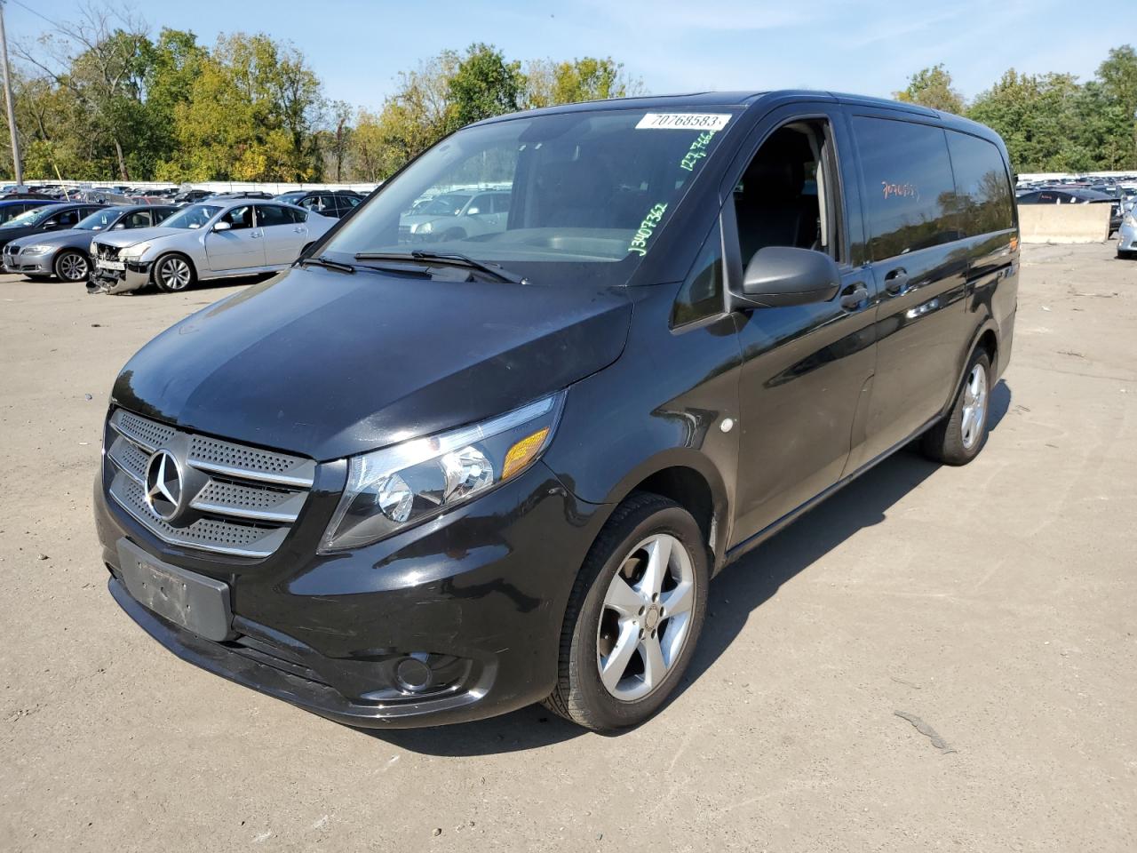Obraz 2018 MERCEDES-BENZ METRIS  2018