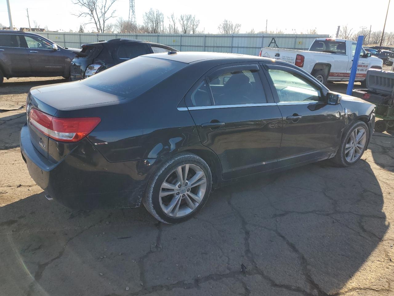 Image 3 of 2010 LINCOLN MKZ  2010 with VIN 3LNHL2GC6AR602016