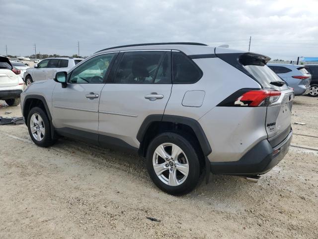 Image 2 of 2019 TOYOTA RAV4 XLE 2019 with VIN 2T3P1RFV0KC049430