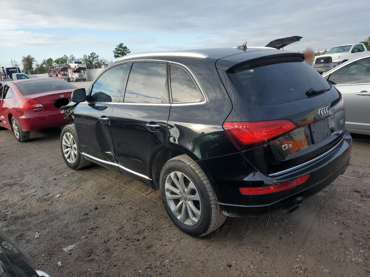 Image 2 of 2017 AUDI Q5 PREMIUM 2017 with VIN WA1C2AFP2HA055616