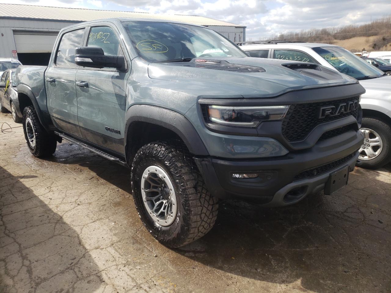 Изображение 1 2021 RAM 1500 TRX 2021 с VIN 1C6SRFU99MN902429