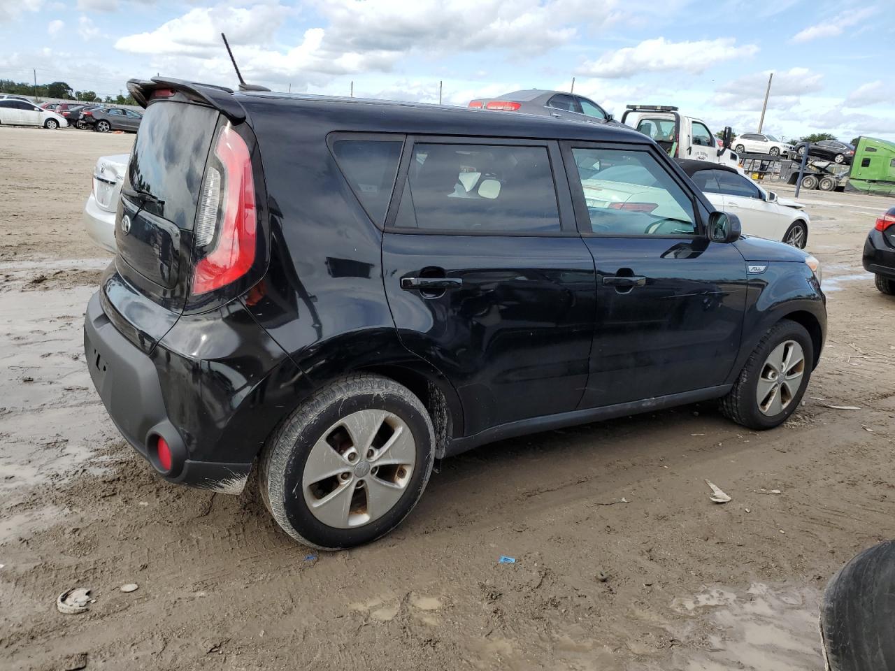 Obraz 3 z 2016 KIA SOUL  2016 z VIN KNDJN2A20G7354653