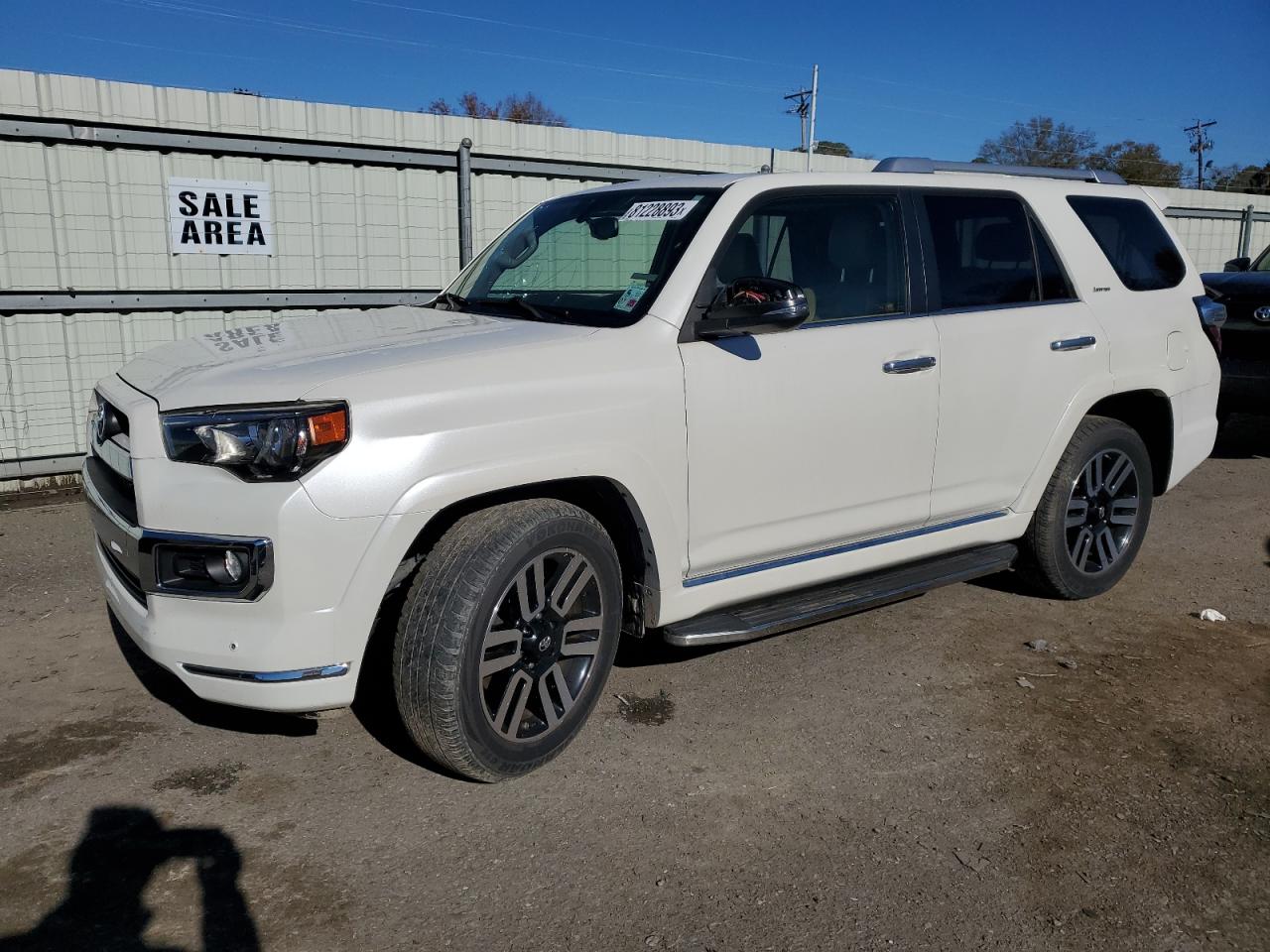 Image 1 of 2016 TOYOTA 4RUNNER SR5 2016 with VIN JTEZU5JR9G5133712