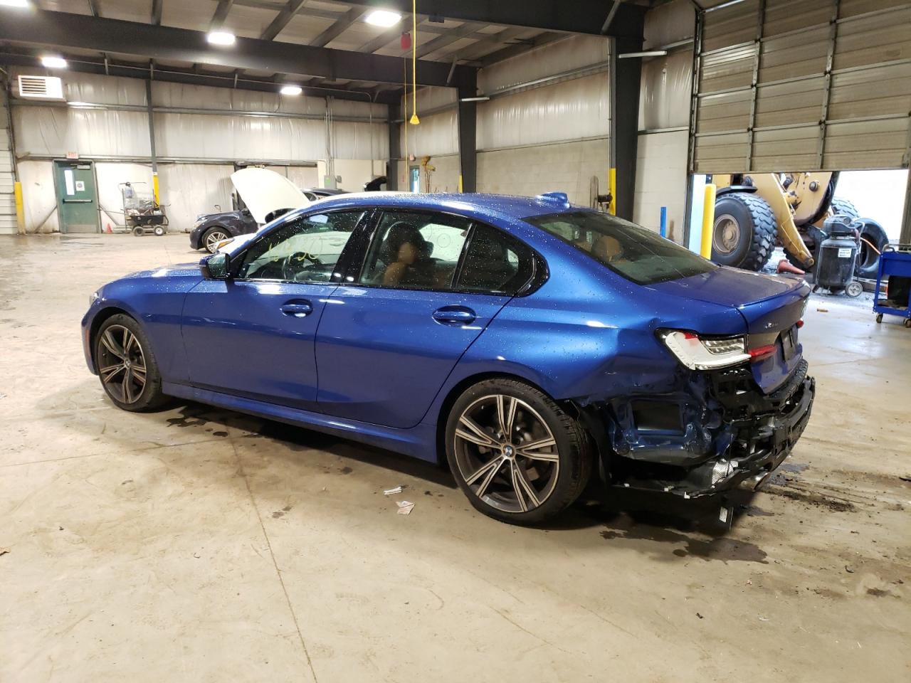 Изображение 2 2022 BMW 330XI  2022 с VIN 3MW5R7J06N8C43244