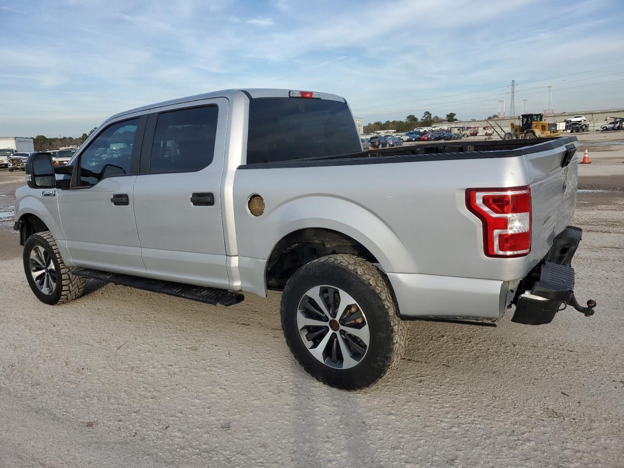 Изображение 2 Ford F150 Supercrew 2019 с VIN 1FTEW1E51KKF15420