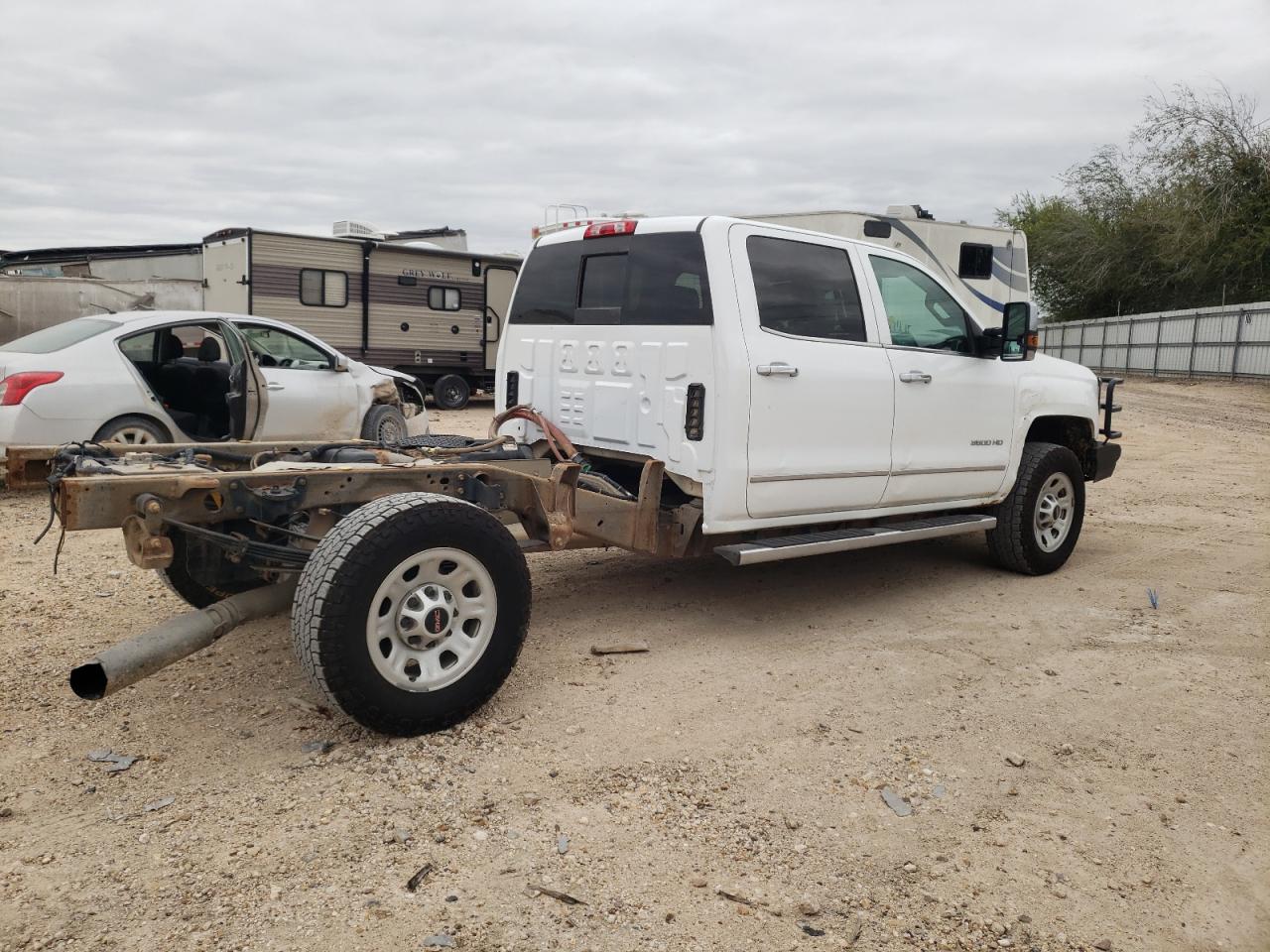 Изображение 3 2016 CHEVROLET SILVERADO K3500 LTZ 2016 с VIN 1GC4K0C80GF157788