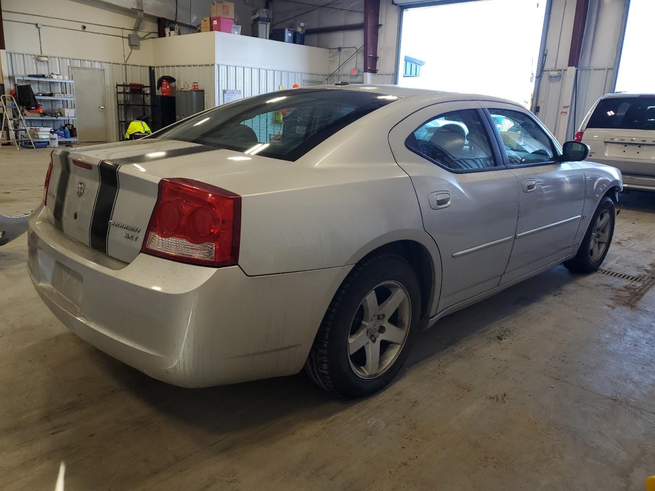 Obraz 3 z 2010 DODGE CHARGER SXT 2010 z VIN 2B3CA3CV3AH298626