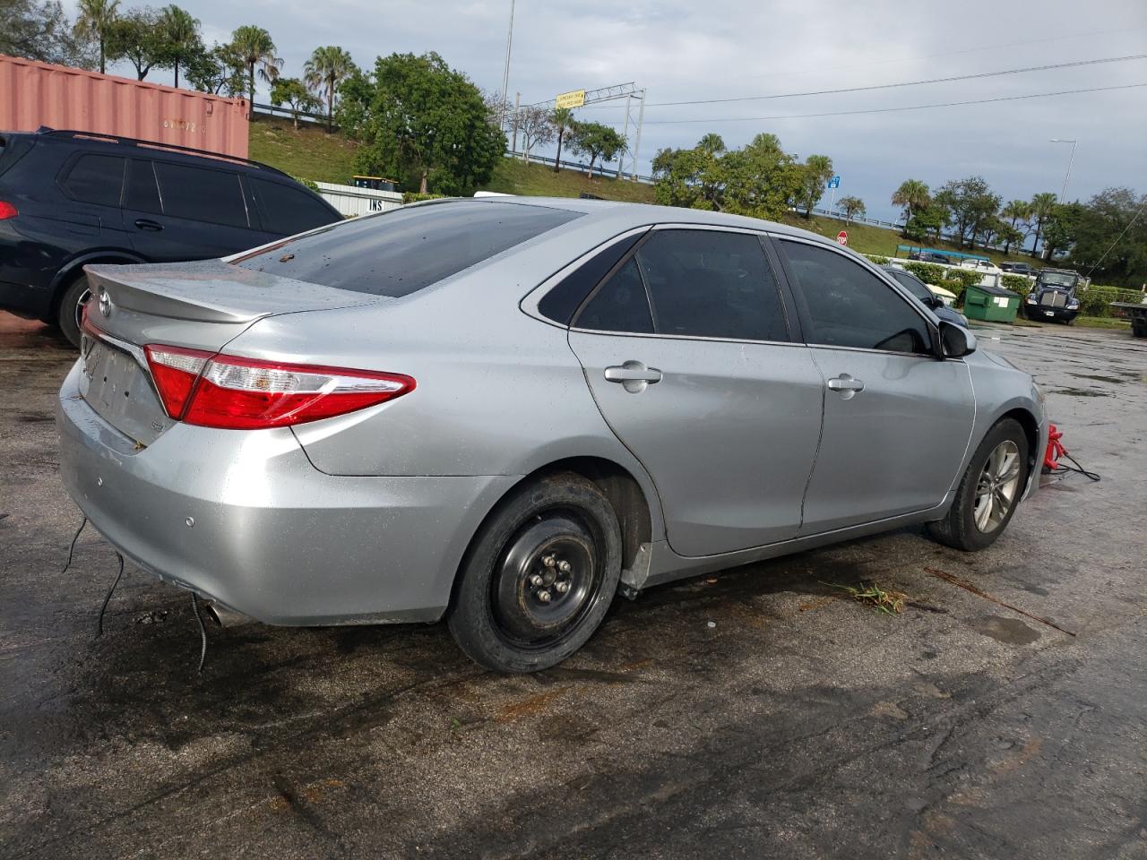Obraz 3 z 2015 TOYOTA CAMRY LE 2015 z VIN 4T1BF1FK1FU047797