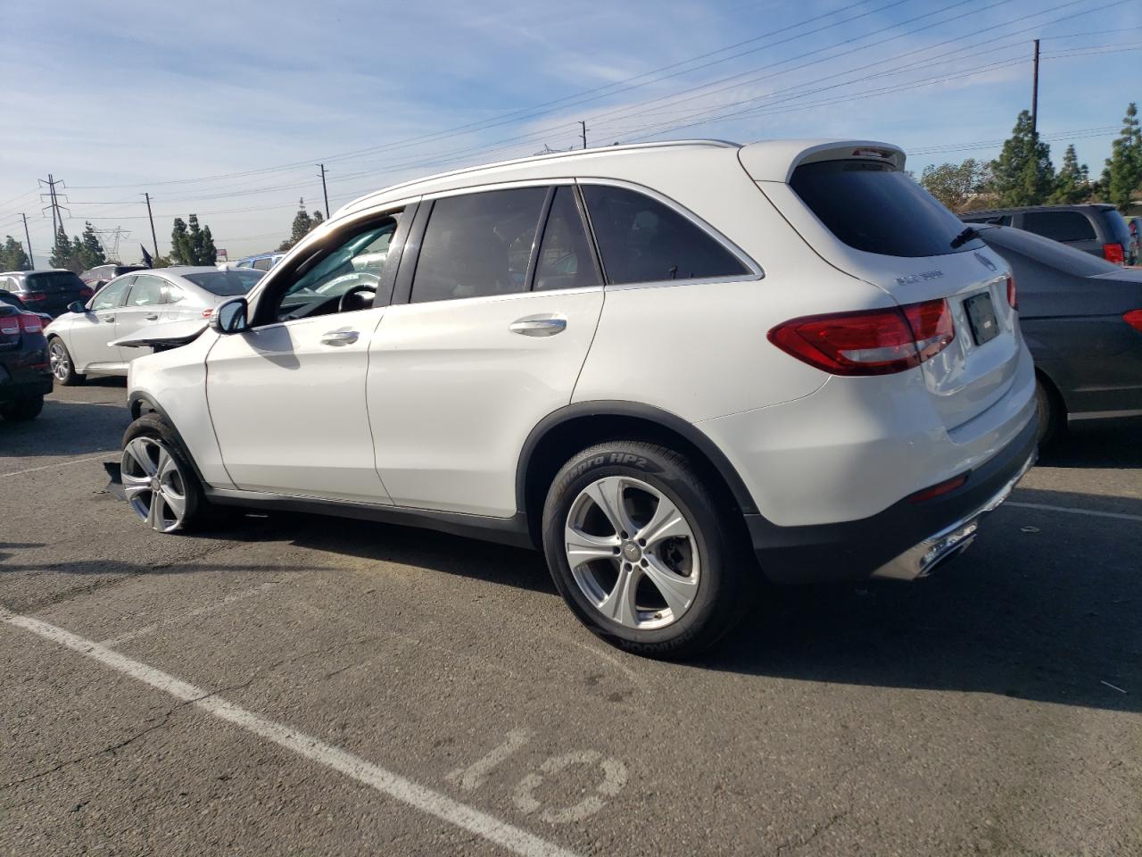 Image 2 of 2016 MERCEDES-BENZ GLC 300 2016 with VIN WDC0G4JB8GF075842