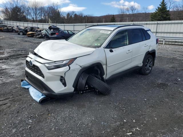 Obraz 1 z 2022 TOYOTA RAV4 XLE PREMIUM 2022 z VIN JTMB6RFV3ND066489