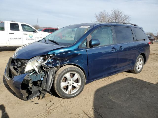 Изображение 2011 TOYOTA SIENNA LE 2011