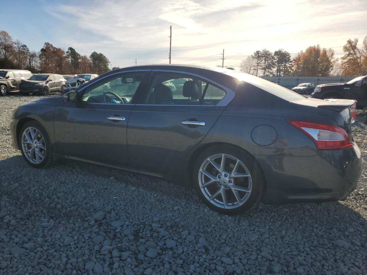Image 2 of 2009 NISSAN MAXIMA S 2009 with VIN 1N4AA51E79C852582