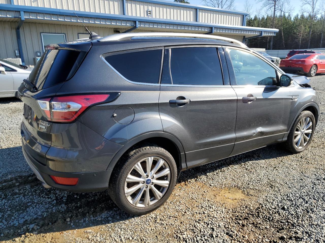 Obraz 3 z 2018 FORD ESCAPE TITANIUM 2018 z VIN 1FMCU0J92JUC70190