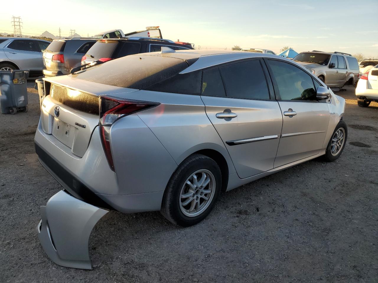 Изображение 3 2016 TOYOTA PRIUS  2016 с VIN JTDKBRFU8G3020135