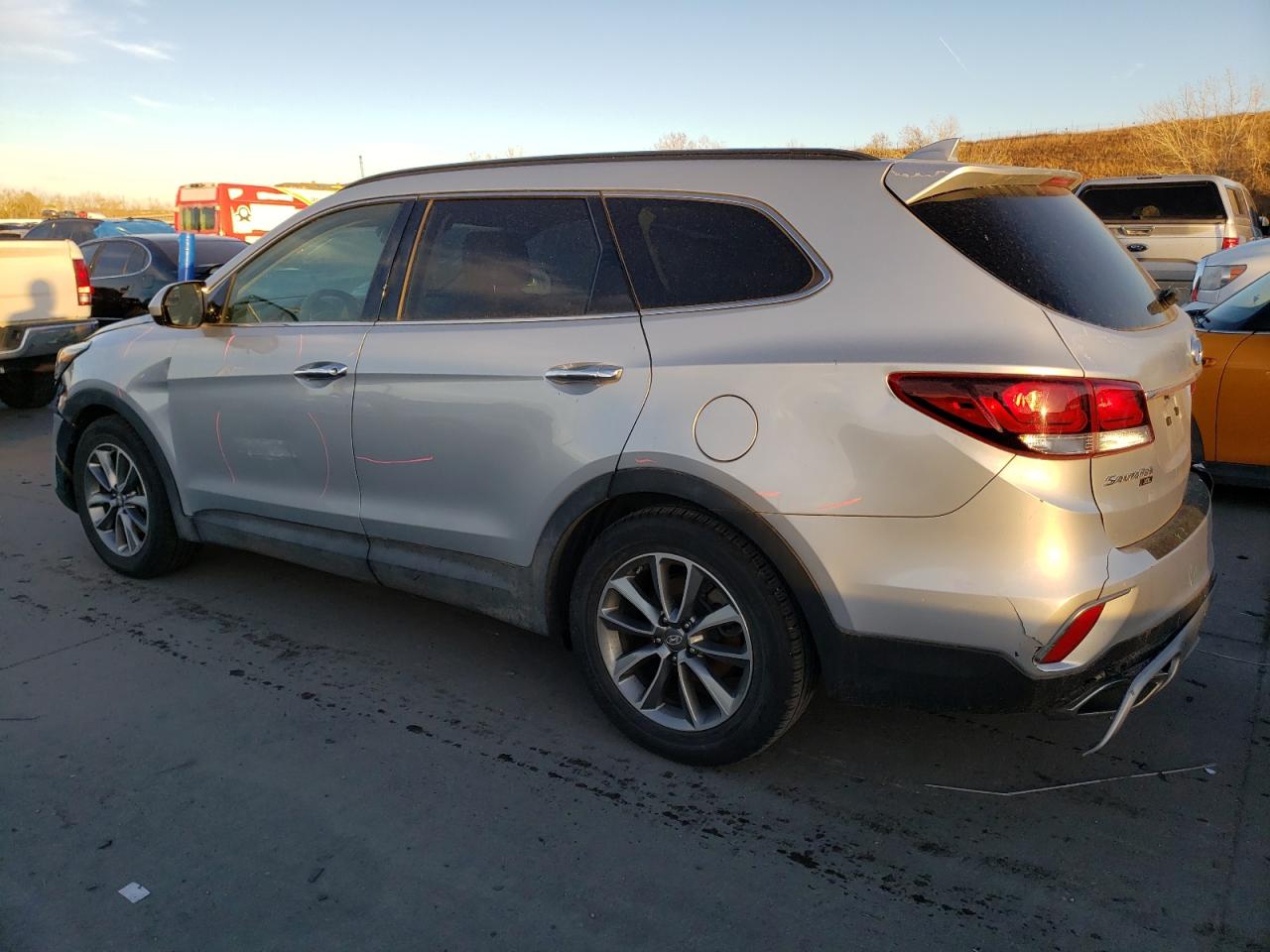 Obraz 2 z 2019 HYUNDAI SANTA FE XL SE 2019 z VIN KM8SMDHF1KU307424