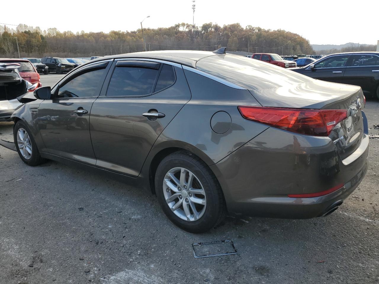 Obraz 2 z 2013 KIA OPTIMA LX 2013 z VIN 5XXGM4A7XDG096066