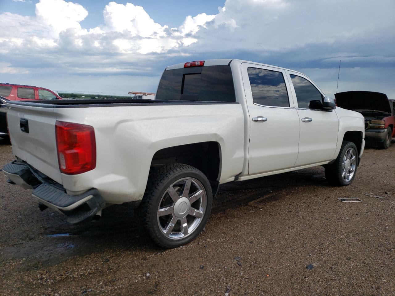 Image 3 of 2018 CHEVROLET SILVERADO K1500 LTZ 2018 with VIN 3GCUKSEC0JG429310