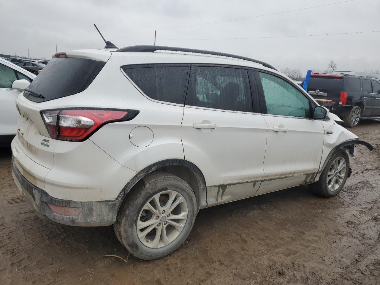 Image 3 of 2018 FORD ESCAPE SEL 2018 with VIN 1FMCU0HDXJUA03521