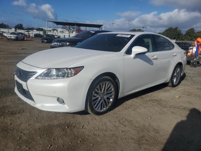 Image 1 of 2013 LEXUS ES 350 2013 with VIN JTHBK1GG1D2020181