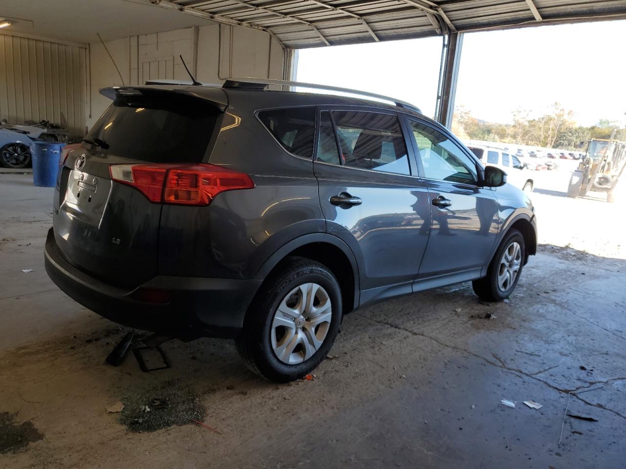 Image 3 of 2014 TOYOTA RAV4 LE 2014 with VIN JTMZFREV7ED038646