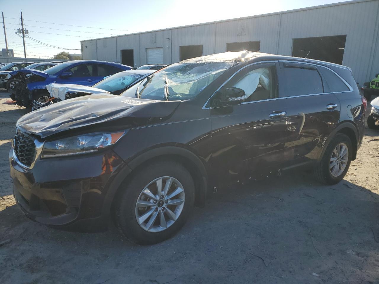 Image 1 of 2019 KIA SORENTO L 2019 with VIN 5XYPG4A32KG541722