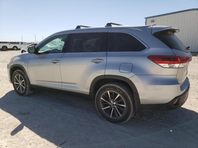 Obraz 2 z 2019 TOYOTA HIGHLANDER SE 2019 z VIN 5TDKZRFH5KS571483