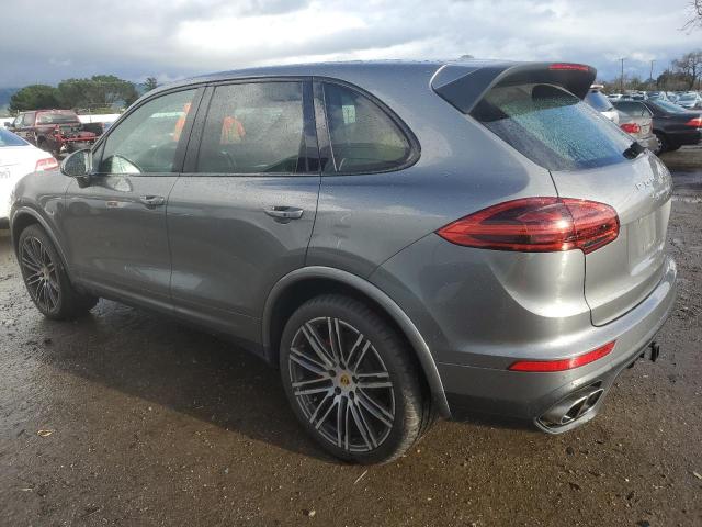 Obraz 2 z 2016 PORSCHE CAYENNE TURBO 2016 z VIN WP1AC2A23GLA89044