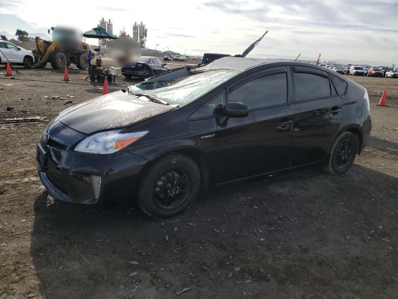 Image 1 of 2015 TOYOTA PRIUS  2015 with VIN JTDKN3DU7F0404642