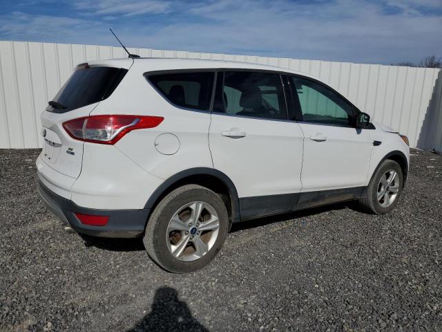 Image 3 of 2016 FORD ESCAPE SE 2016 with VIN 1FMCU9GX7GUC74447