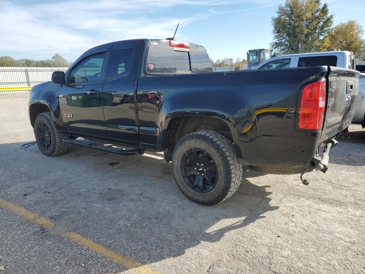 Изображение 2 2019 CHEVROLET COLORADO Z71 2019 с VIN 1GCHTDEN2K1141364