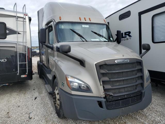 2020 FREIGHTLINER CASCADIA 126  2020 image