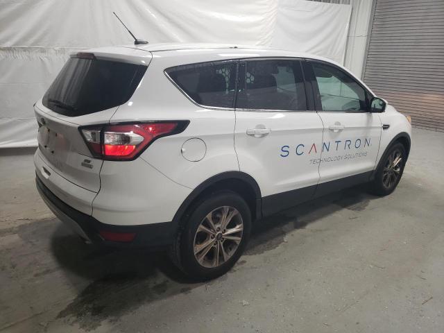 Image 3 of 2017 FORD ESCAPE SE 2017 with VIN 1FMCU0GD1HUF09198