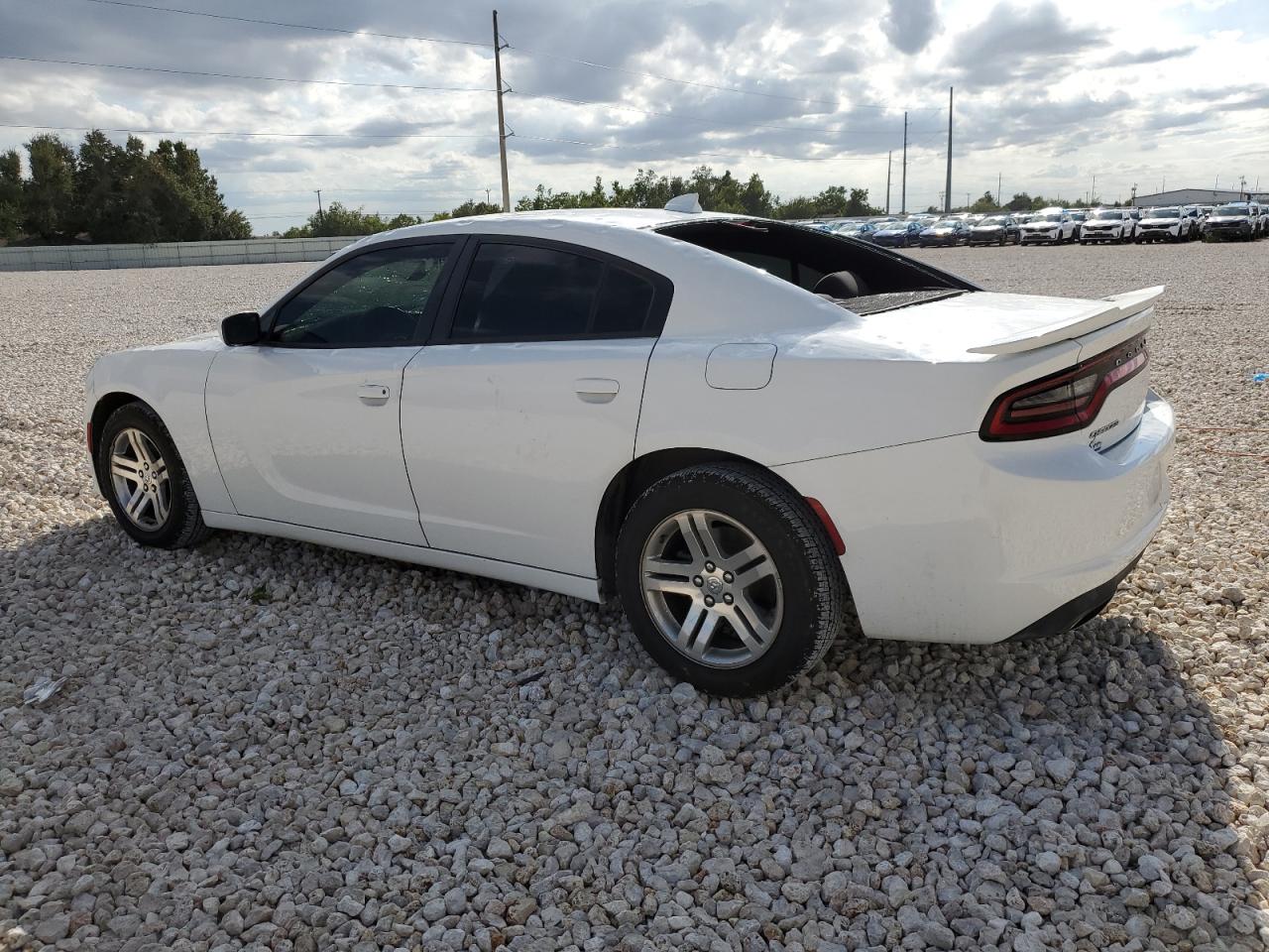 Obraz 2 z 2016 DODGE CHARGER SXT 2016 z VIN 2C3CDXHG2GH339364