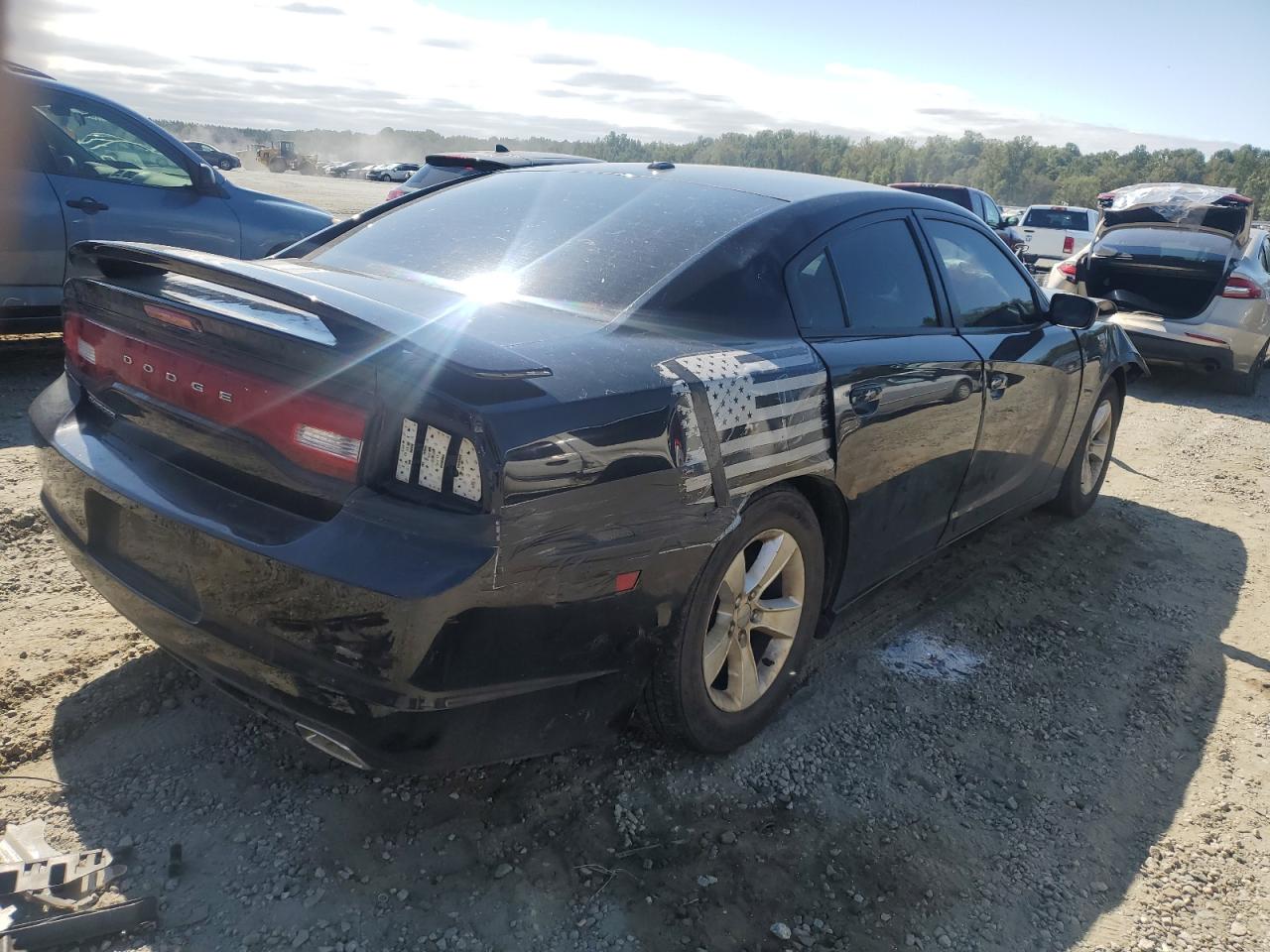 Изображение 3 2013 DODGE CHARGER SE 2013 с VIN 2C3CDXBG2DH730678