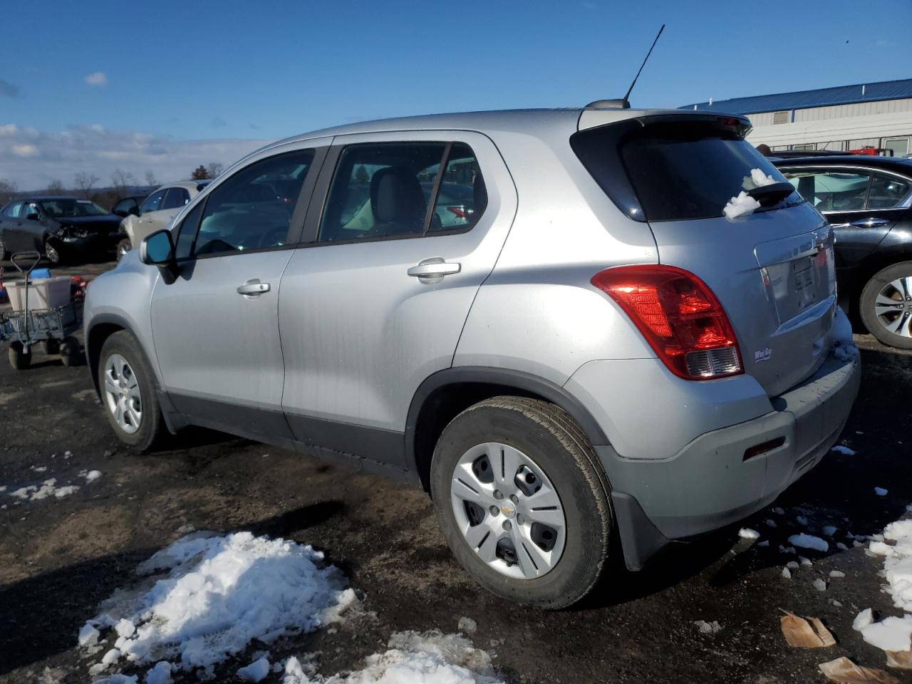 Изображение 2 2016 CHEVROLET TRAX LS 2016 с VIN KL7CJKSB9GB511030
