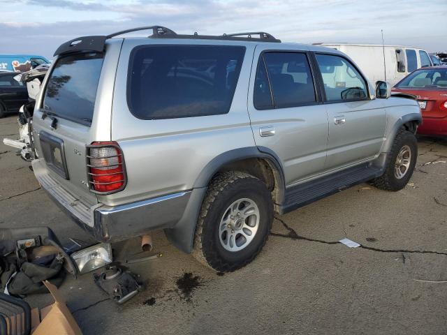 Image 3 of 2000 TOYOTA 4RUNNER SR5 2000 with VIN JT3GN86R7Y0144116