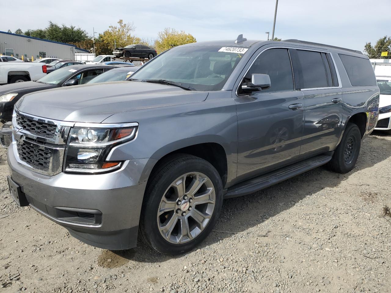 Изображение 1 2019 CHEVROLET SUBURBAN K1500 LT 2019 с VIN 1GNSKHKC5KR320526