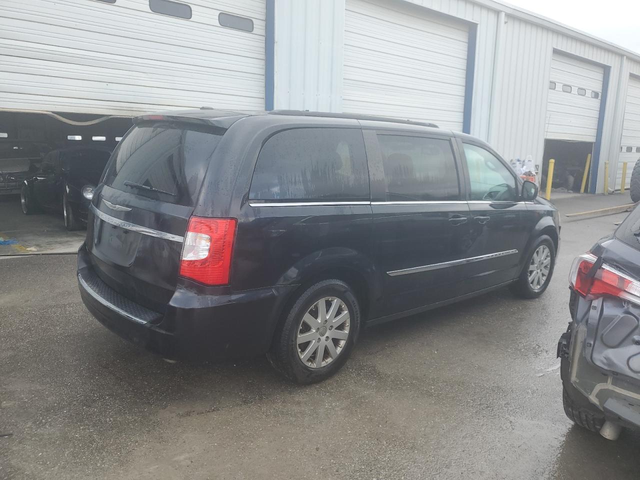 Obraz 3 z 2014 CHRYSLER TOWN & COUNTRY TOURING 2014 z VIN 2C4RC1BG4ER208295