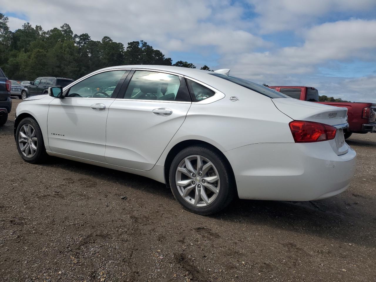 Изображение 2 Chevrolet Impala Lt 2016 с VIN 1G1105SA1GU163730