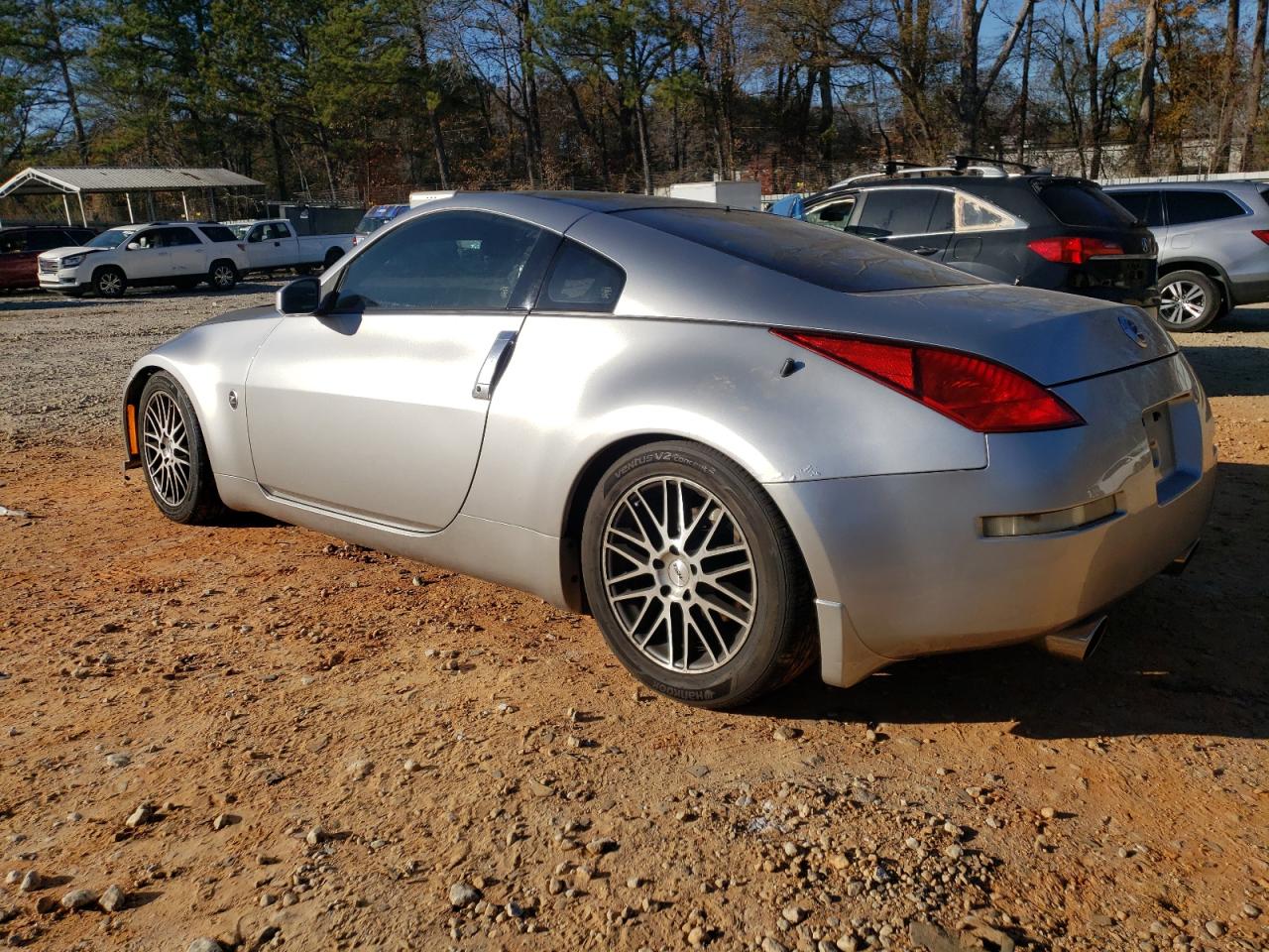 Image 2 of 2004 NISSAN 350Z COUPE 2004 with VIN JN1AZ34D34T165007