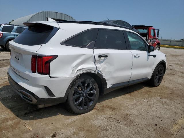 Image 3 of 2022 KIA SORENTO SX 2022 with VIN 5XYRK4LF2NG153067